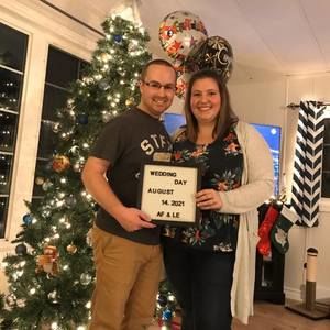 Meet your Posher, Leslie